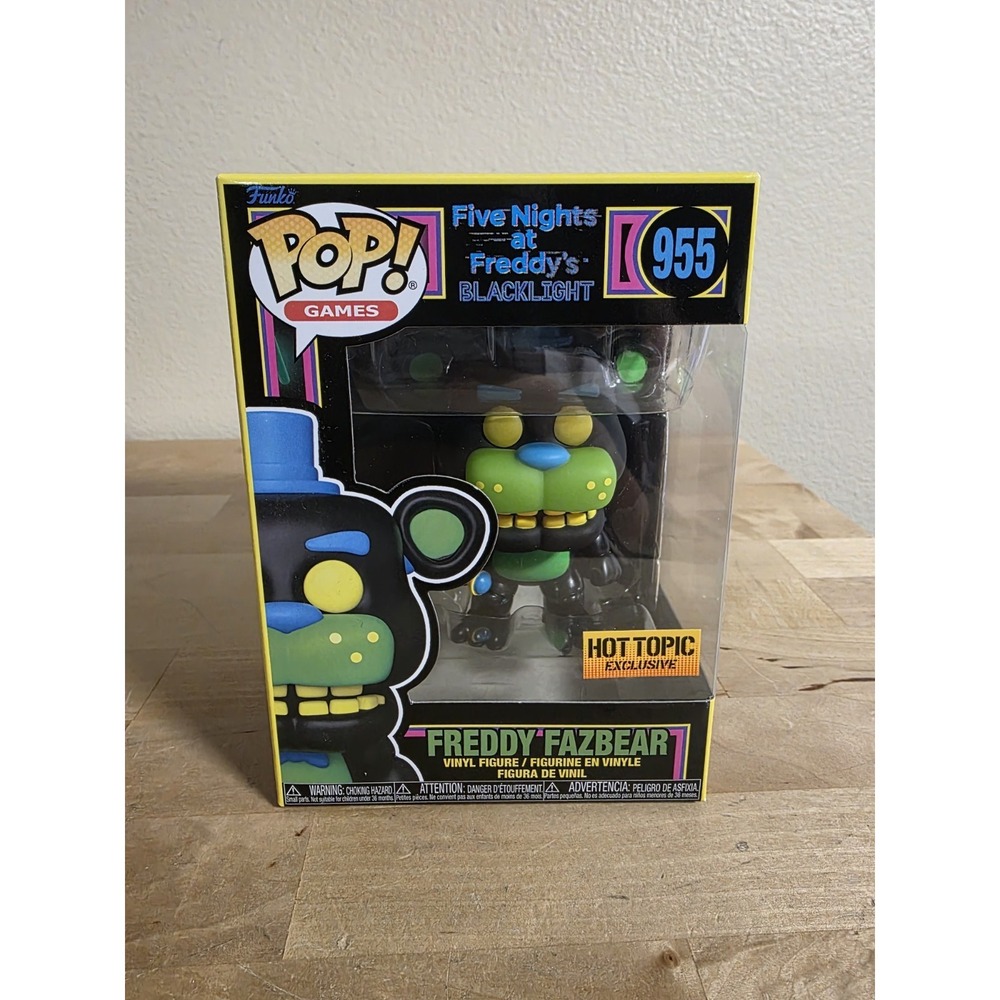 Funko Pop Five Nights at Freddy's Freddy Fazbear‎ (Black Light) Hot Topic  #955